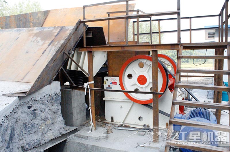 �ʽ�����