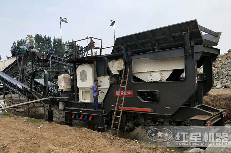 �ʽ�ƶ�����վ�ڹ㶫�ͻ�ʯ�ӳ�������3��