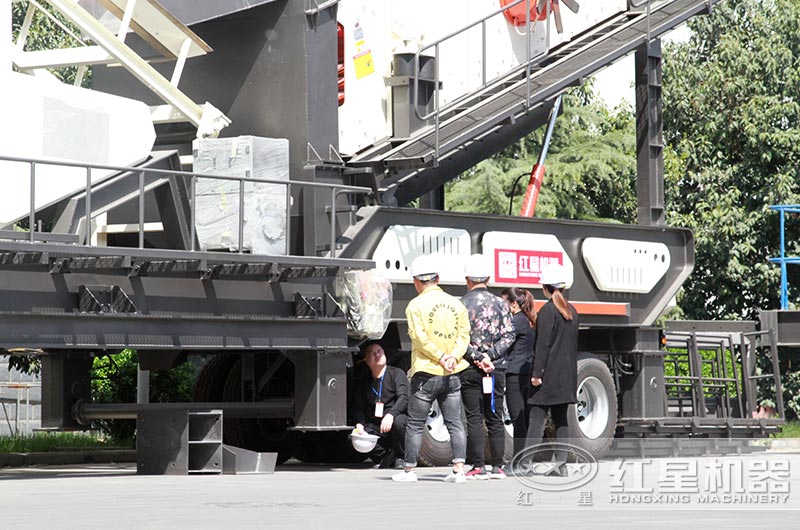 �ͻ�����ʵ�زι�